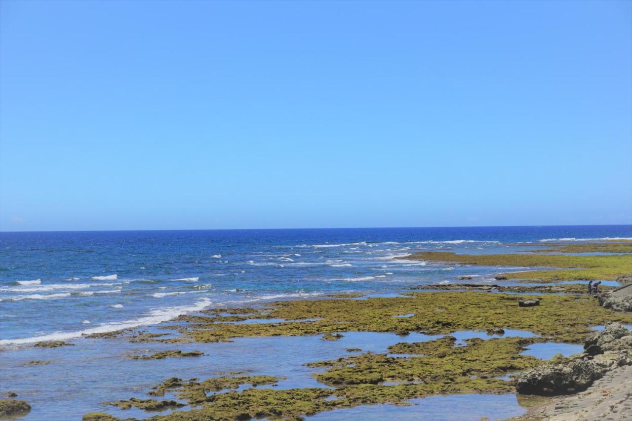 Okinawa Ocean Front Chatan Exterior foto